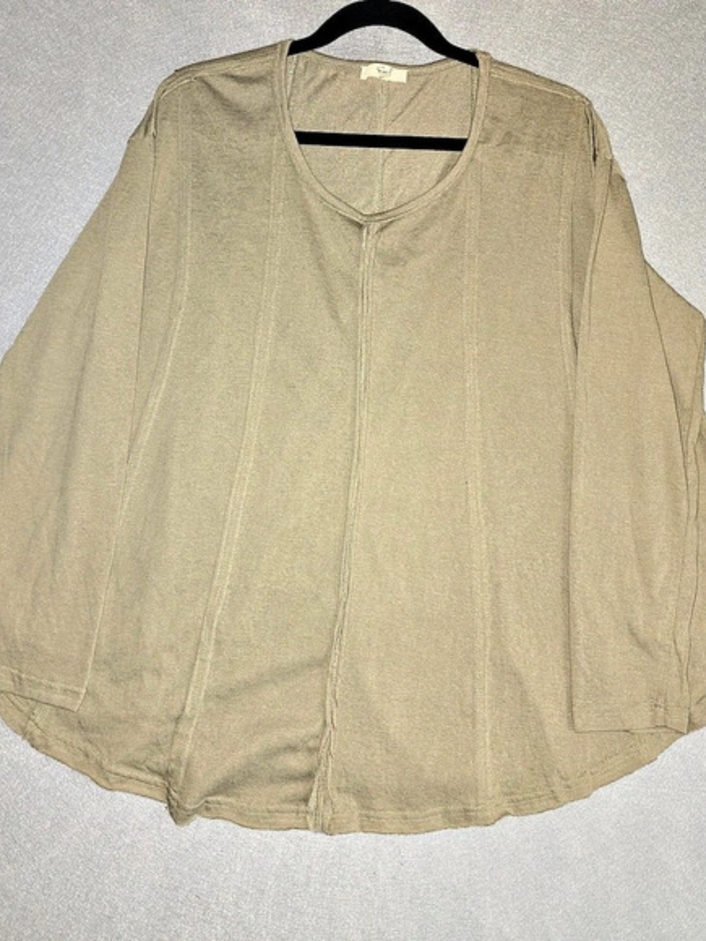 Easel Long Sleeve Tunic in Beige/Greenish Size Large Boho Oversize Casual Cute